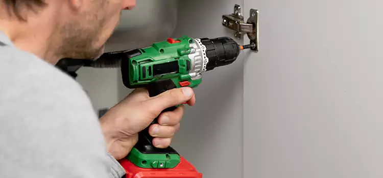 Commercial Door Hinge Repair Tamiami