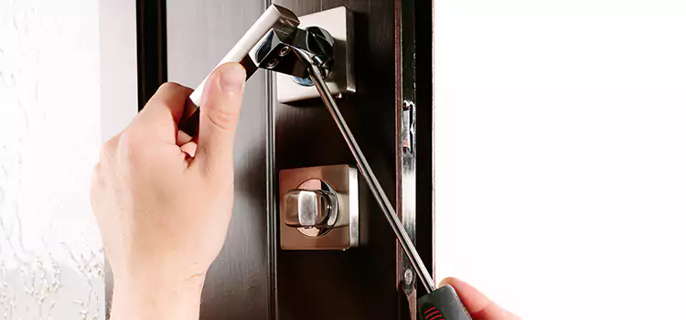 Door Lock Replacement Service Tamiami