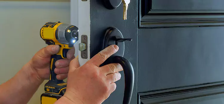 Locksmith Emergency Service Tamiami