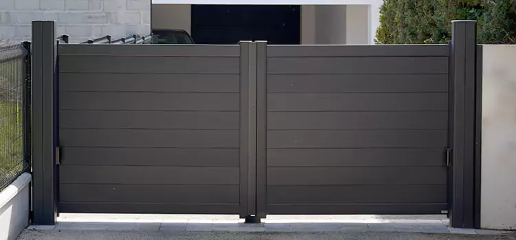Common Residential Gate Issues We Resolve in Tamiami, FL