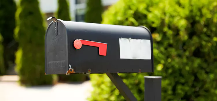 Secure Mailboxes for Packages Tamiami